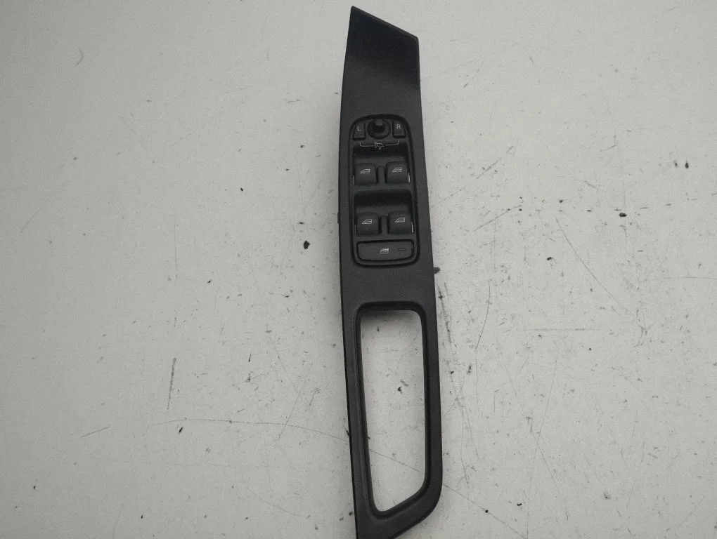Electric window control switch – Volvo XC60 (2009-2013)