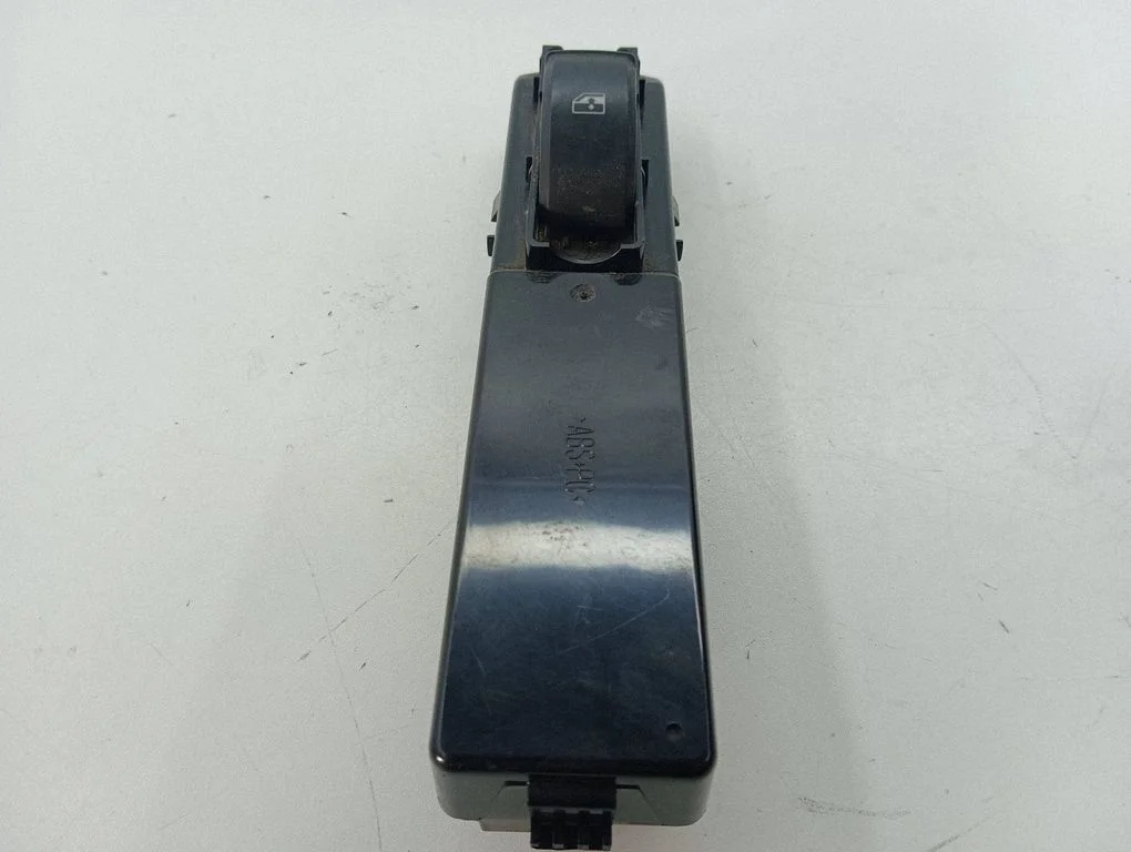 Elektrisko logu slēdzis 12772002