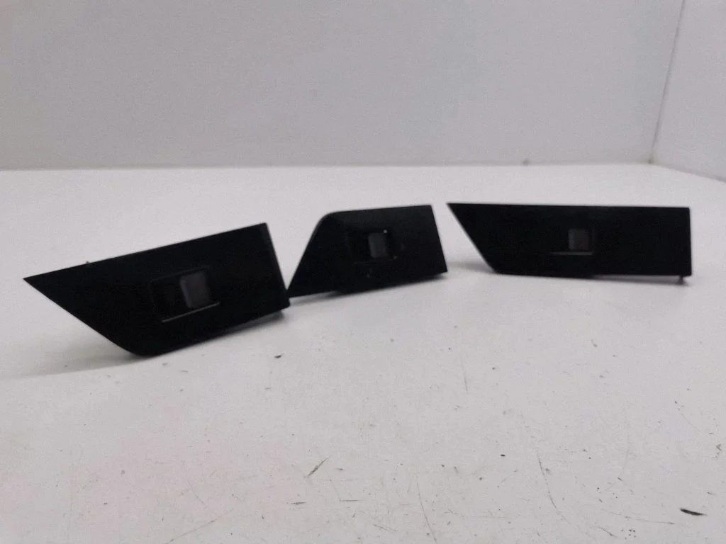 Electric window control switch BJ3223878E