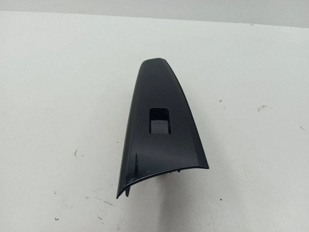 Electric window control switch EH46685L1