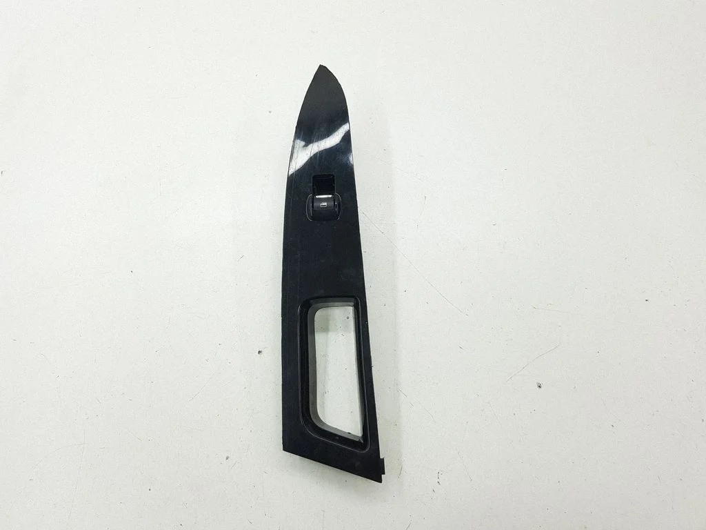 Electric window control switch DS7314A564J