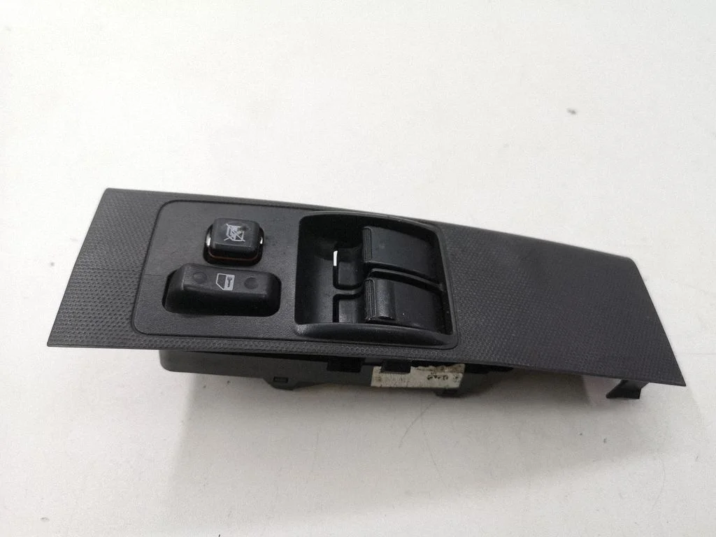 Electric window control switch 742320F020