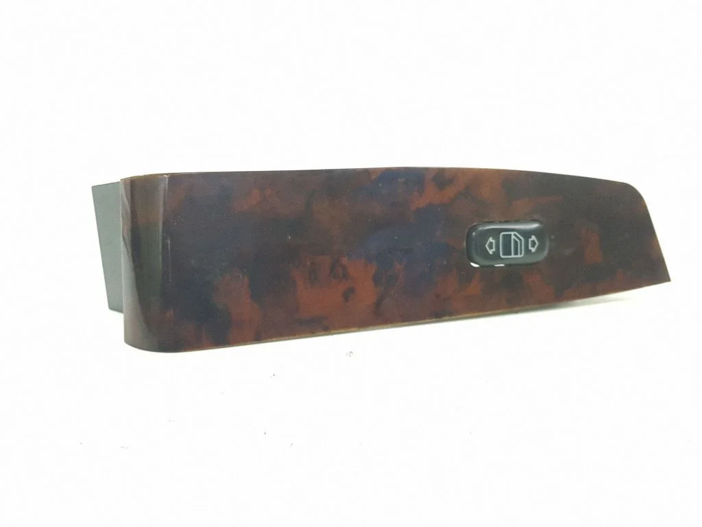 Electric window control switch 5303490