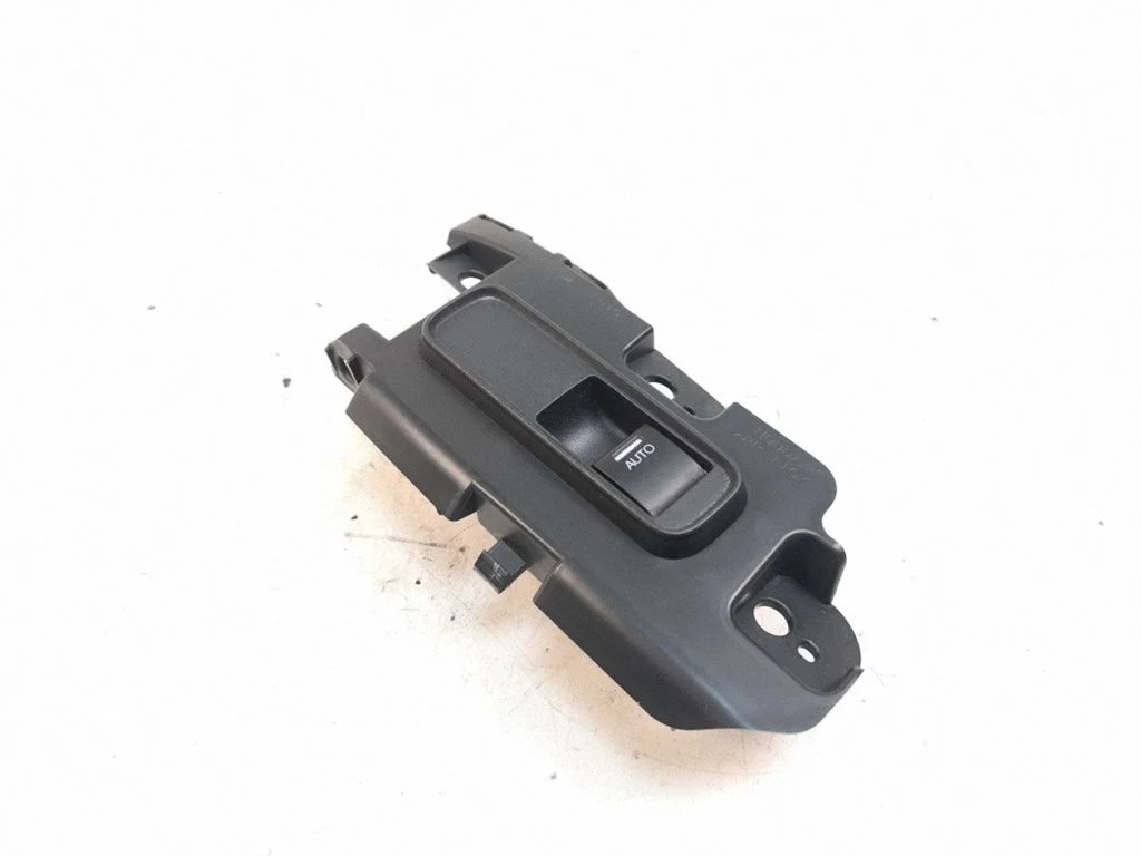 Electric window control switch 83560SWE010