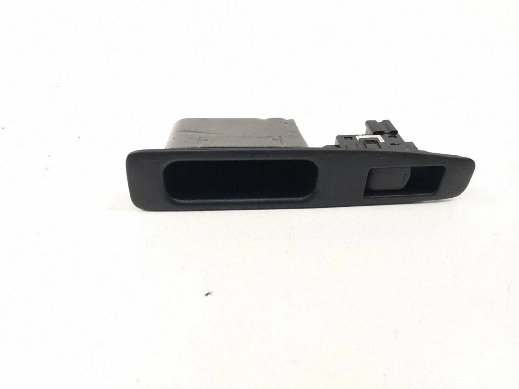 Elektrisko logu slēdzis 82950JD000