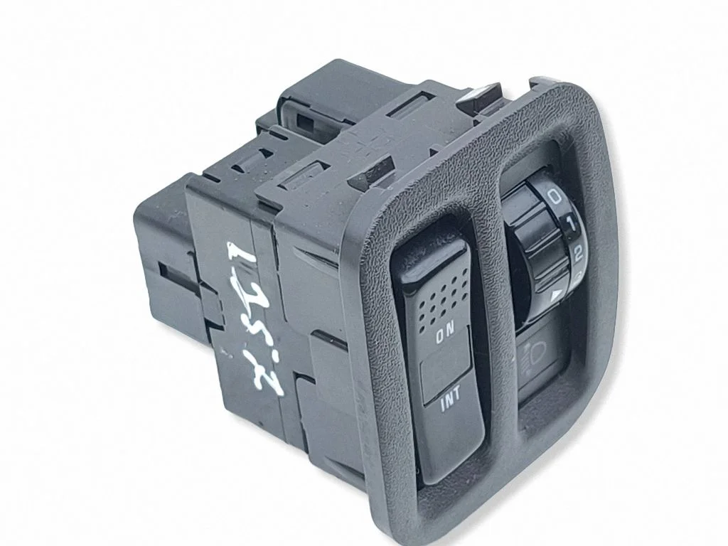 Other switches/knobs/shifts MB832072