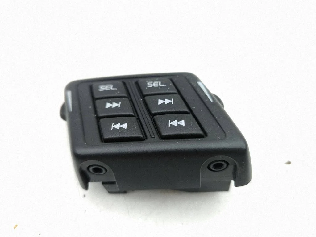 Other switches/knobs/shifts 8666729