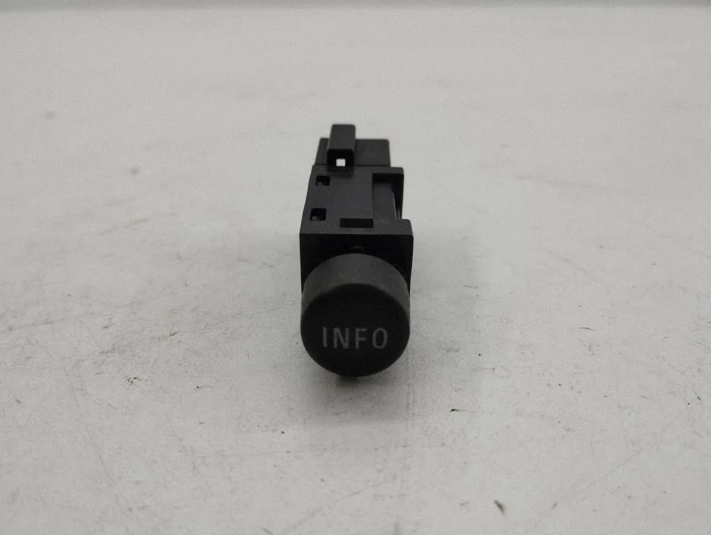 Other switches/knobs/shifts R2362