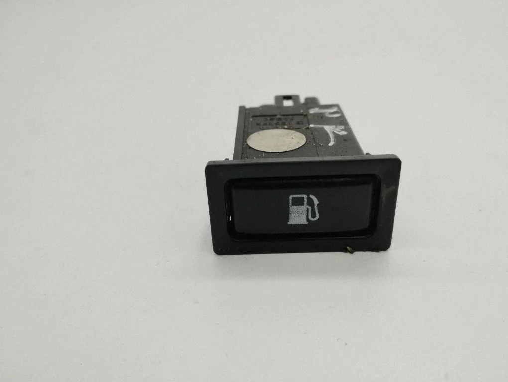 Fuel tank opening switch 156795