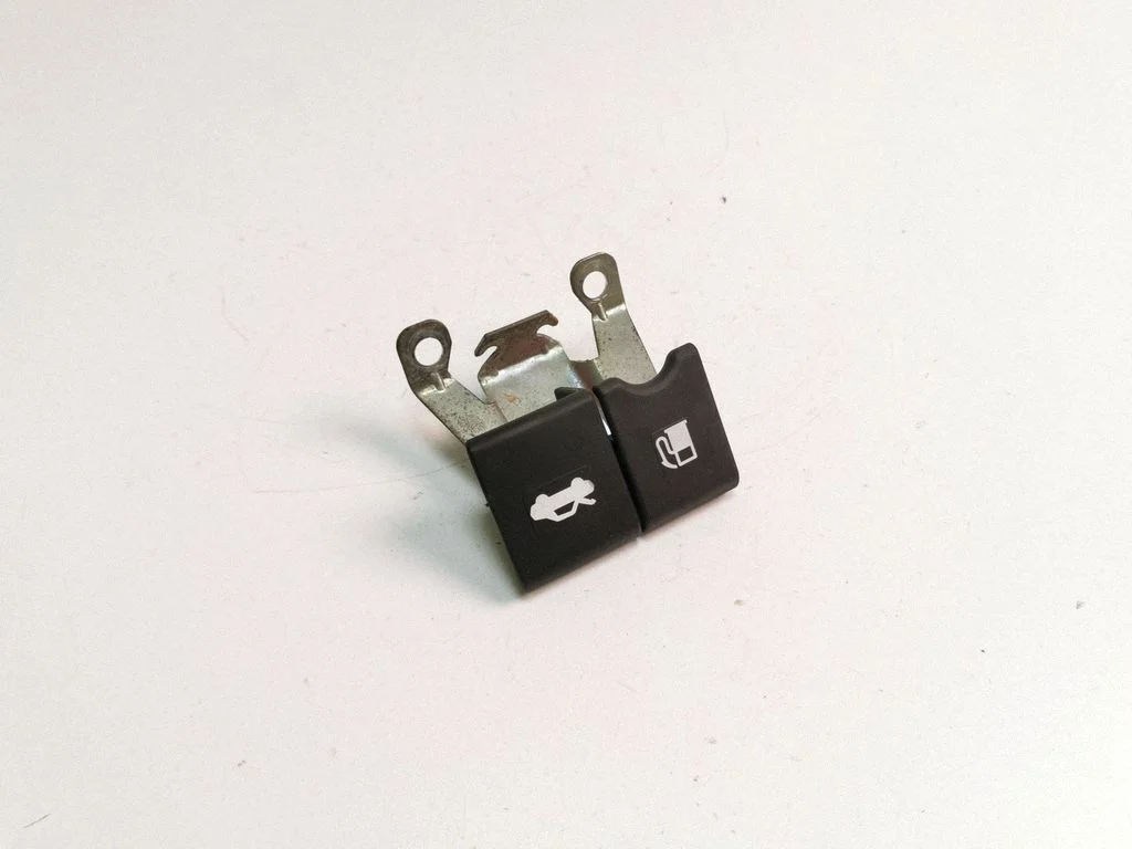 Fuel tank opening switch
