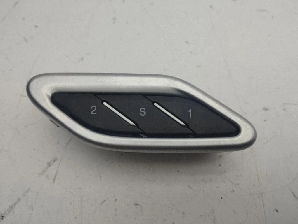 Istmemälu lüliti(d) 06214104