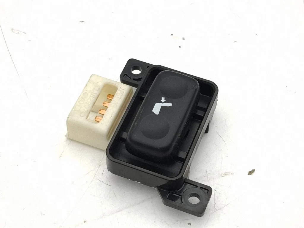 Seat control switch 9090C99