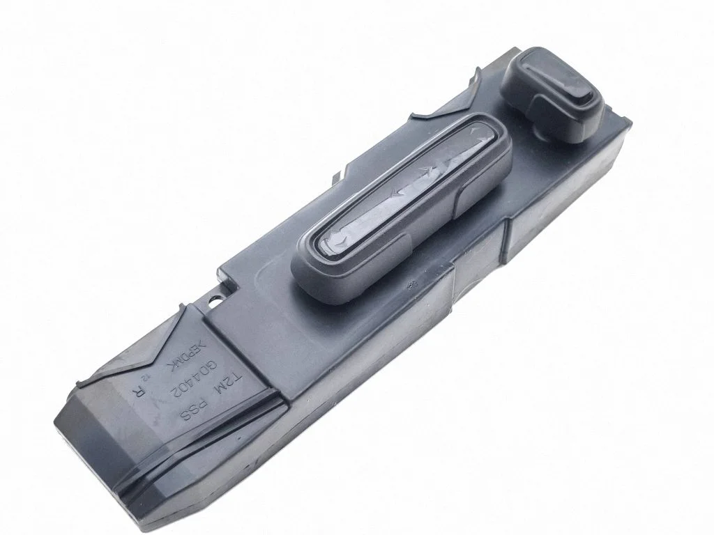 Seat control switch M53677