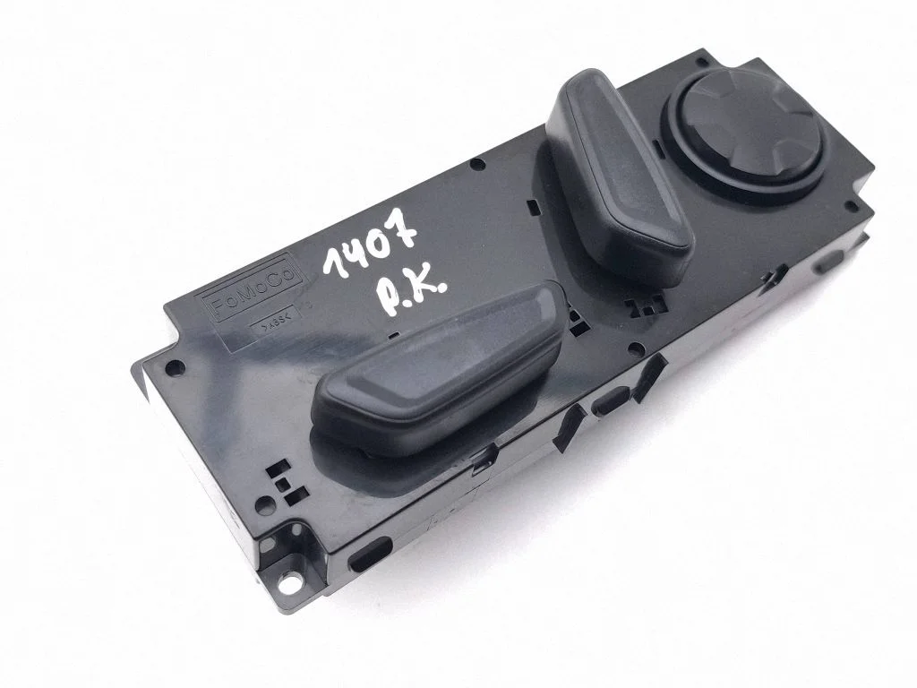 Seat control switch NX7T14B709AA3JA6