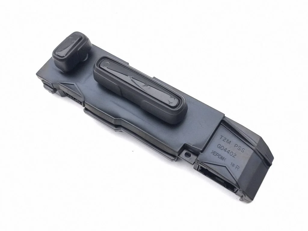 Sēdekļu regulēšanas slēdzis (-ži) M53677