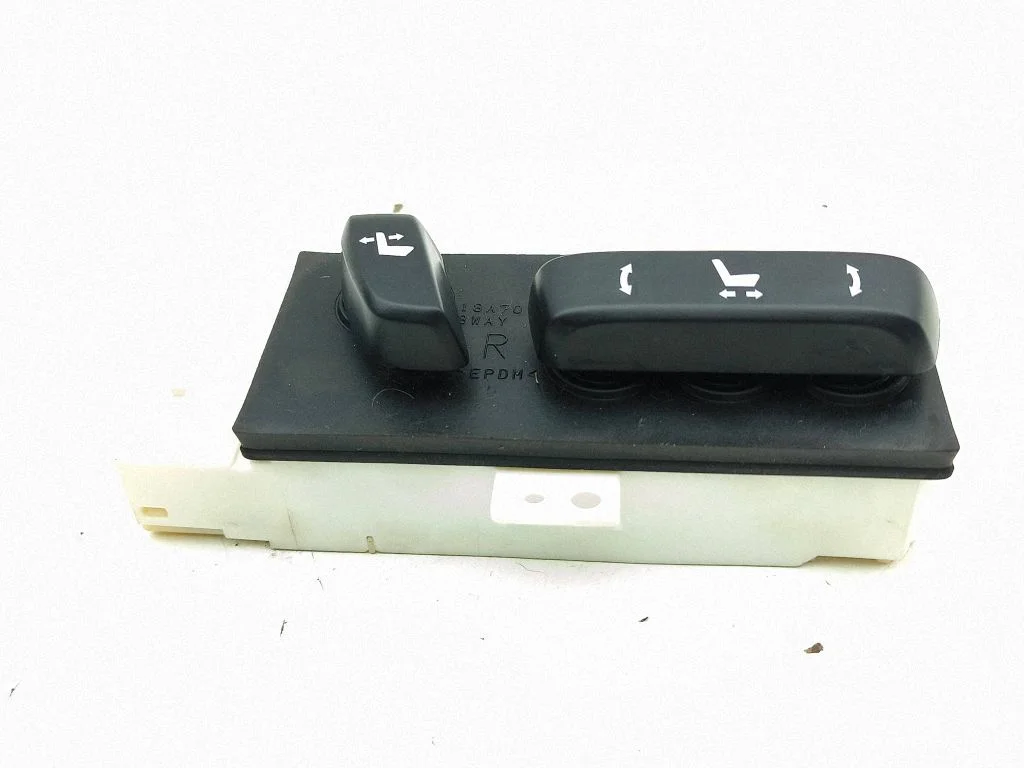 Seat control switch 18A701