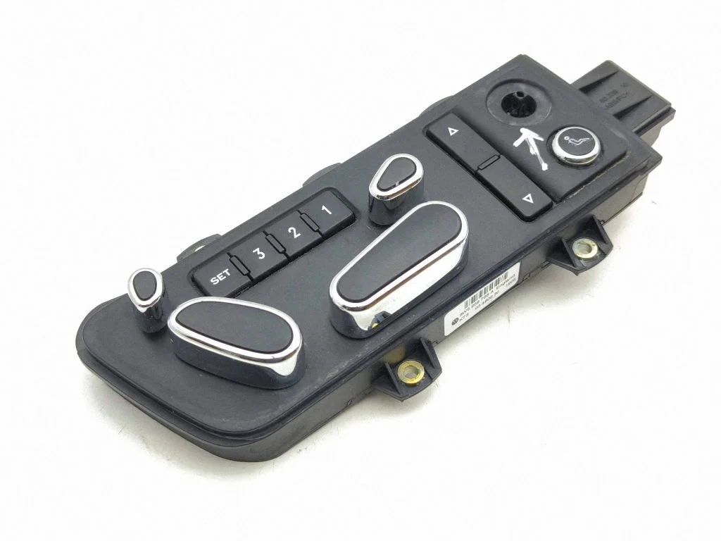 Seat control switch 03480930