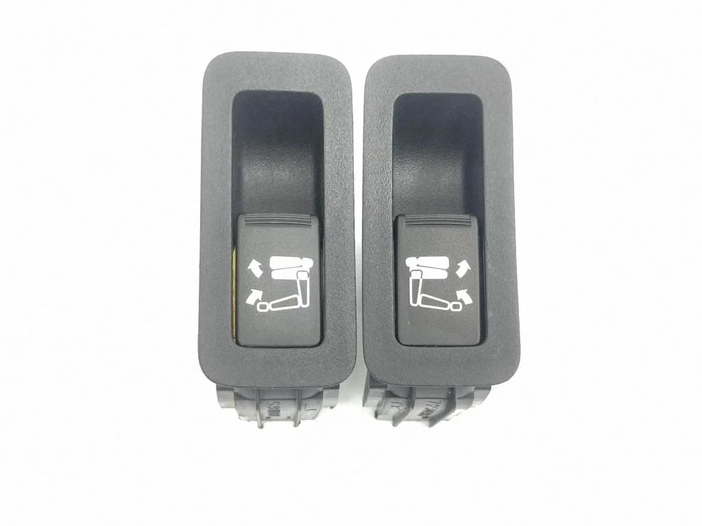 Seat control switch – Mitsubishi Outlander (2007-2012)
