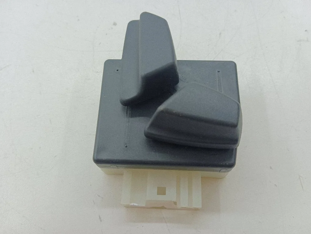Seat control switch 6958525