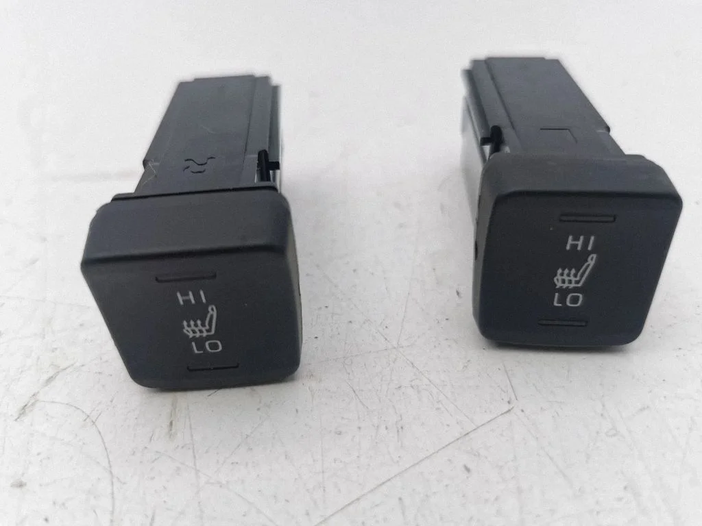Seat heating switch 195020