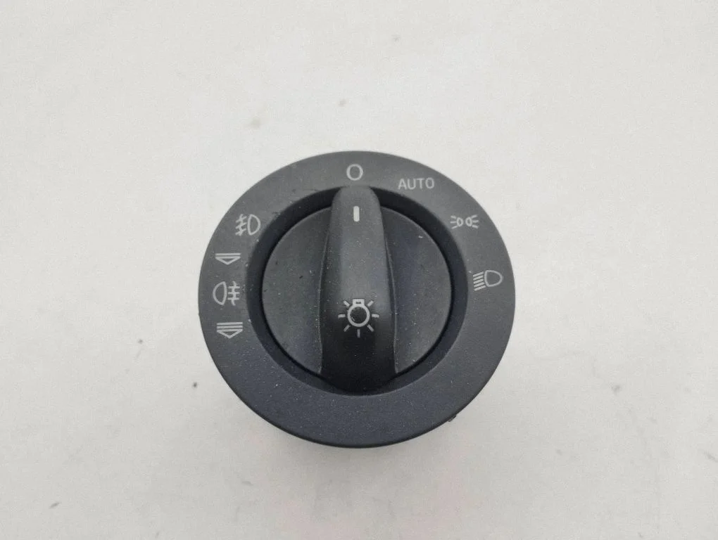 Light switch 4F2941531D