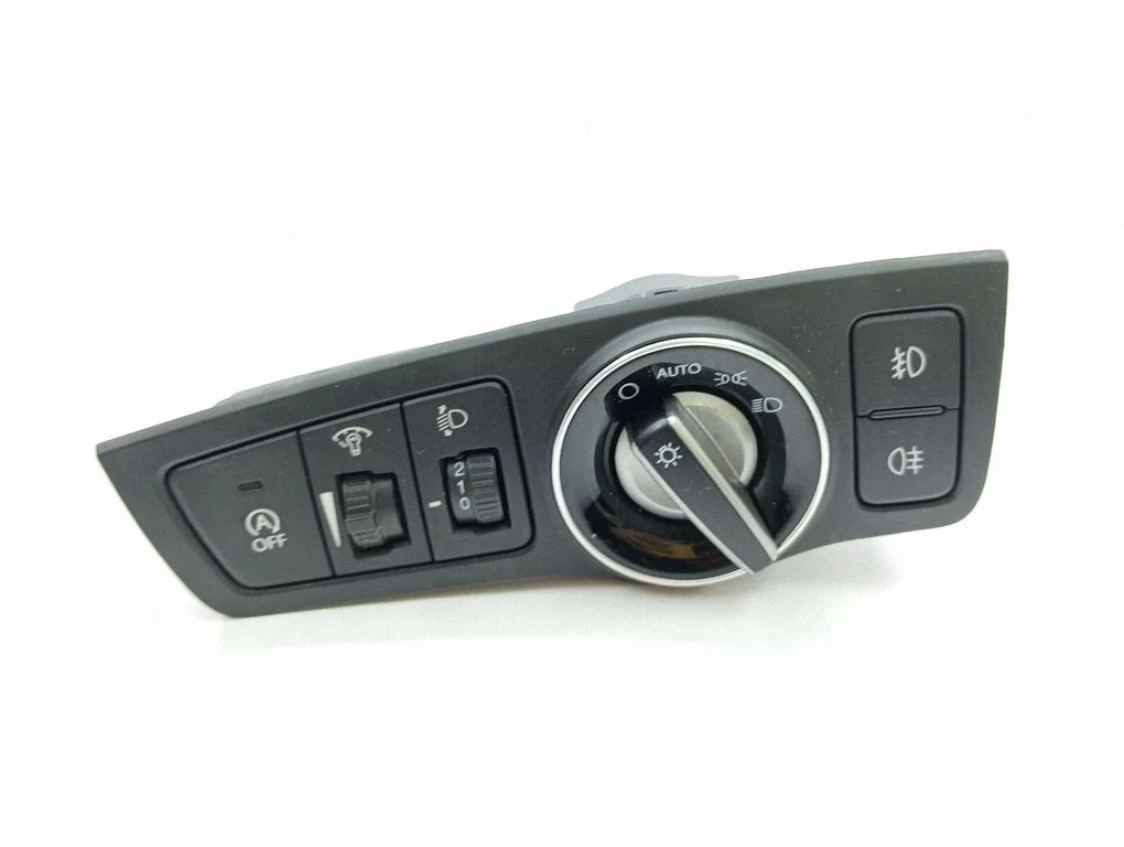 Light switch 933003Z970