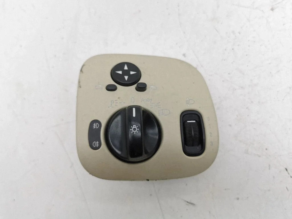 Light switch A203545