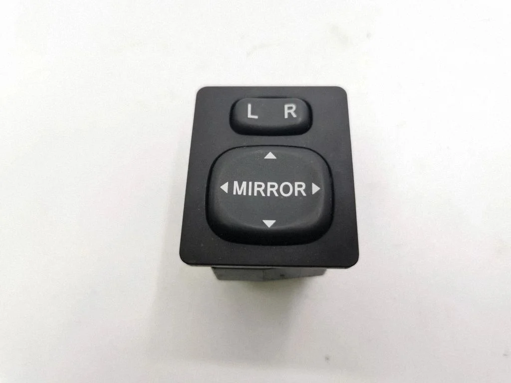 Wing mirror switch 769746D