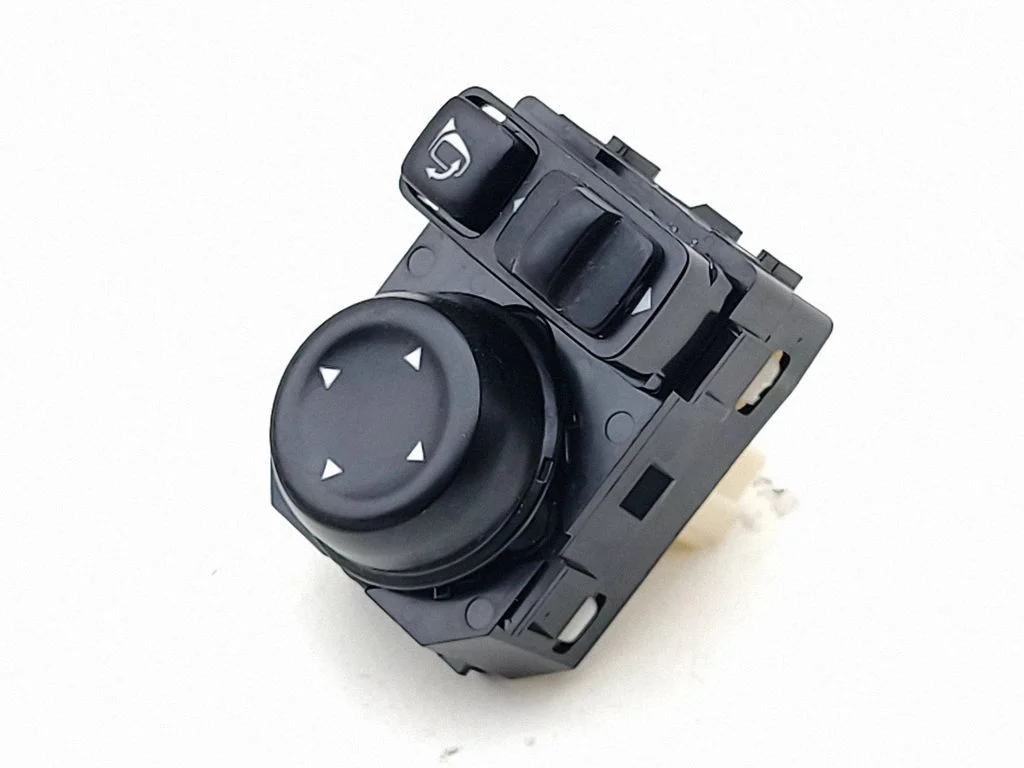 Spoguļu slēdzis 255705RA1A