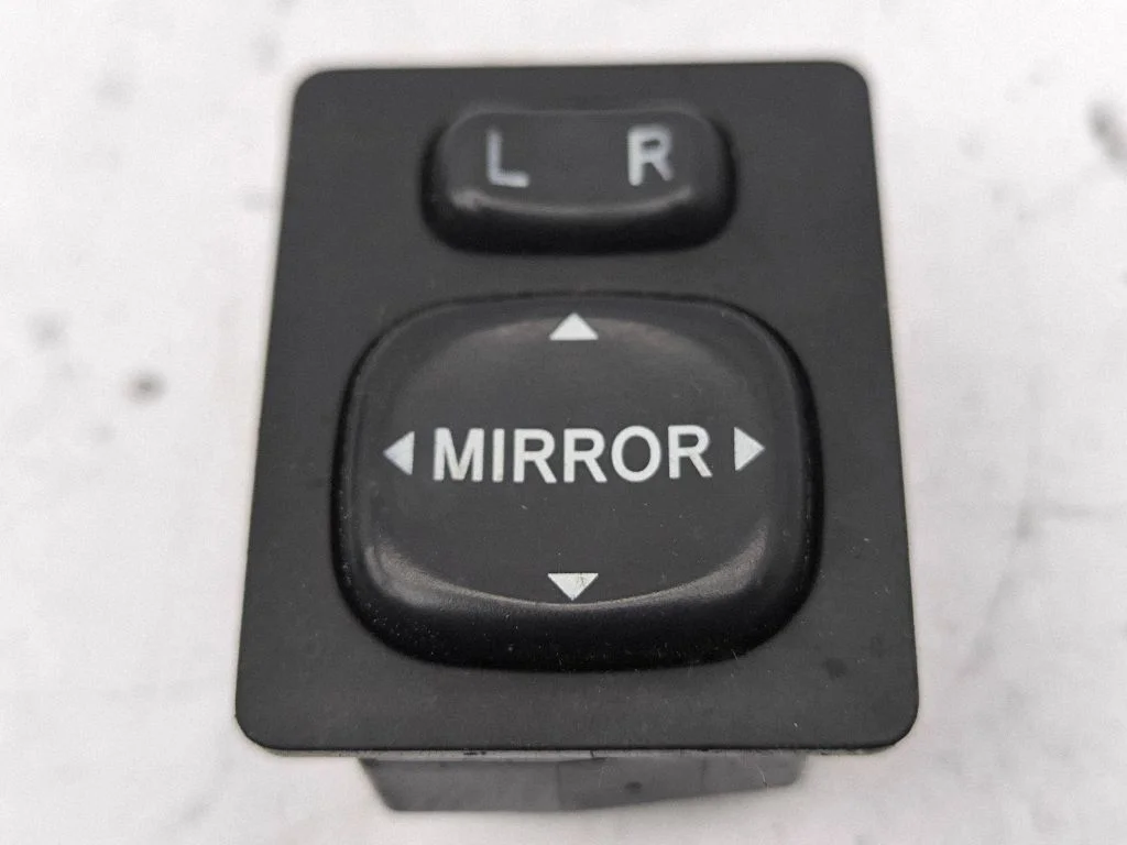Wing mirror switch 183574