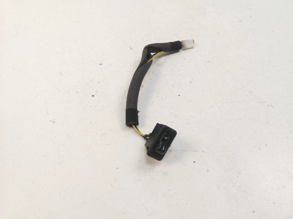 Wing mirror switch 04685564AB