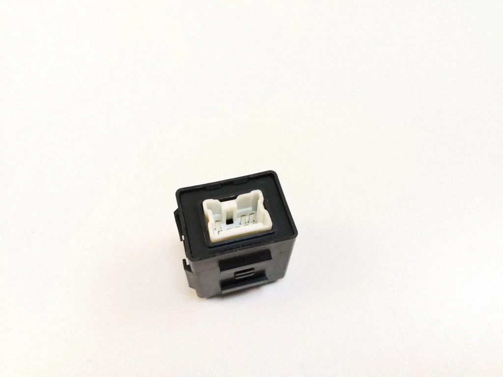 Cits relejs 25230EQ300