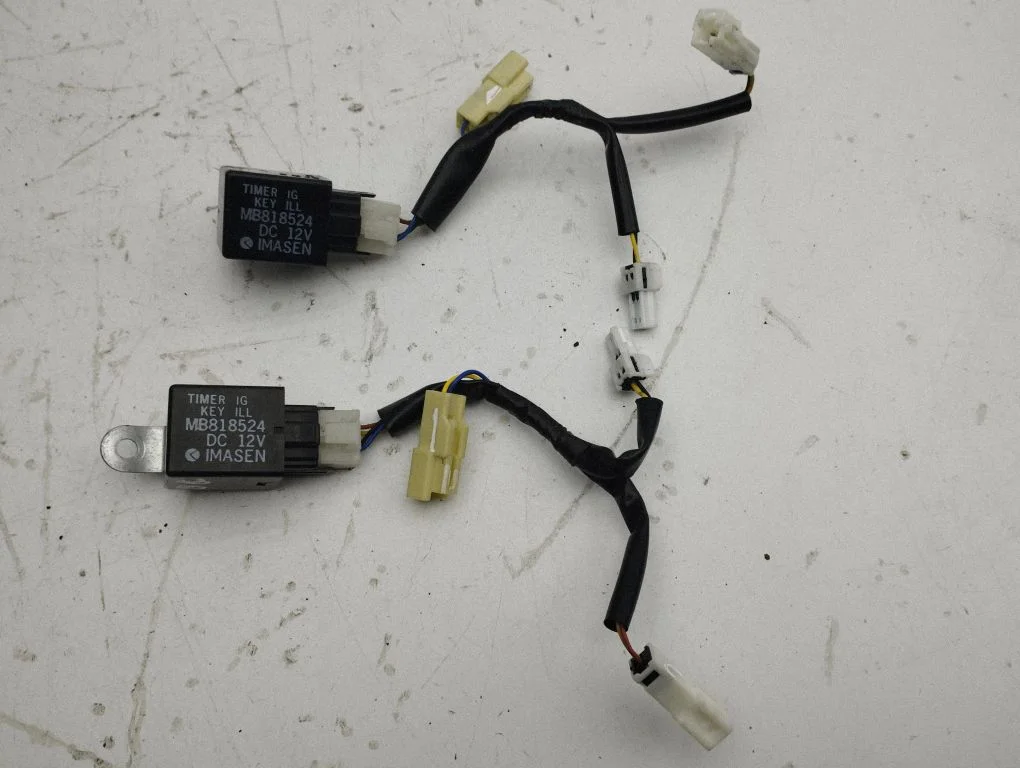 Other relay MB818524