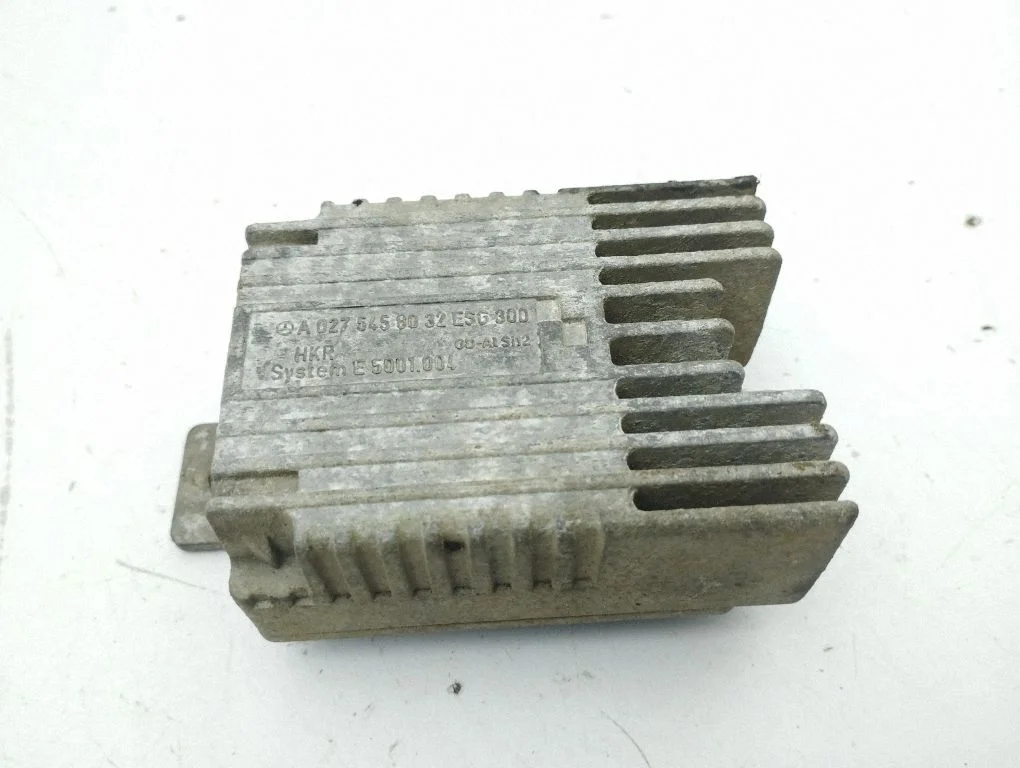 Przekaźnik wentylatora chłodnicy – Mercedes-Benz Klasa A W168 (1997-2004)