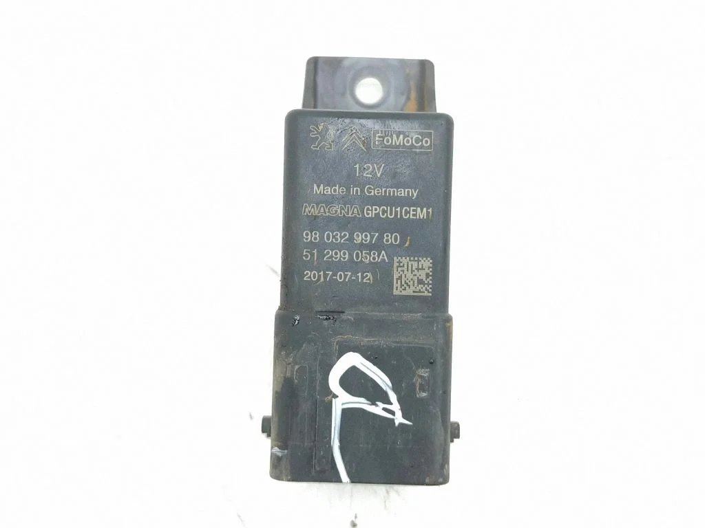 Glow plug pre-heat relay 9803299780