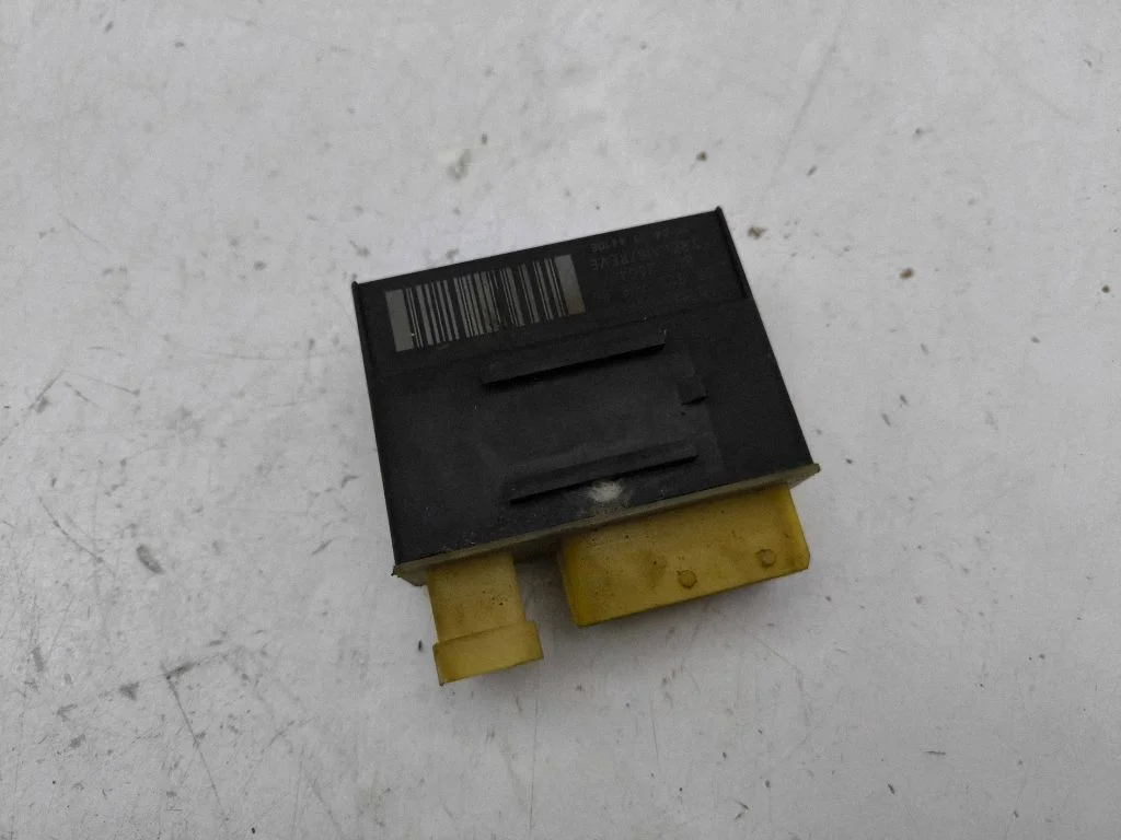 Glow plug pre-heat relay 9662570880