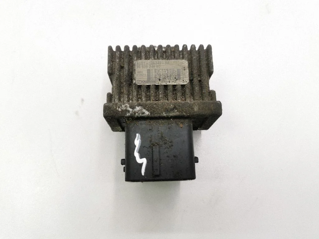 Glow plug pre-heat relay AV6112A343BA