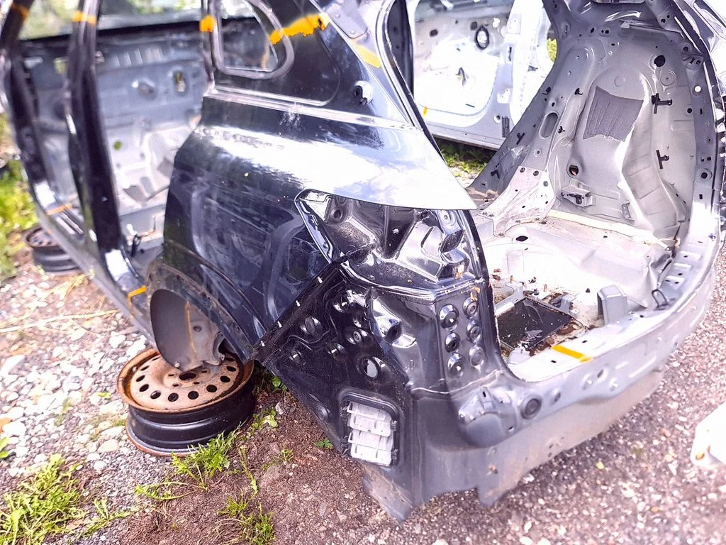 Rear quarter panel – left