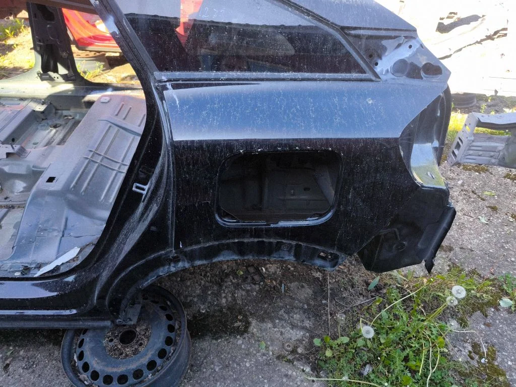Rear quarter panel – left