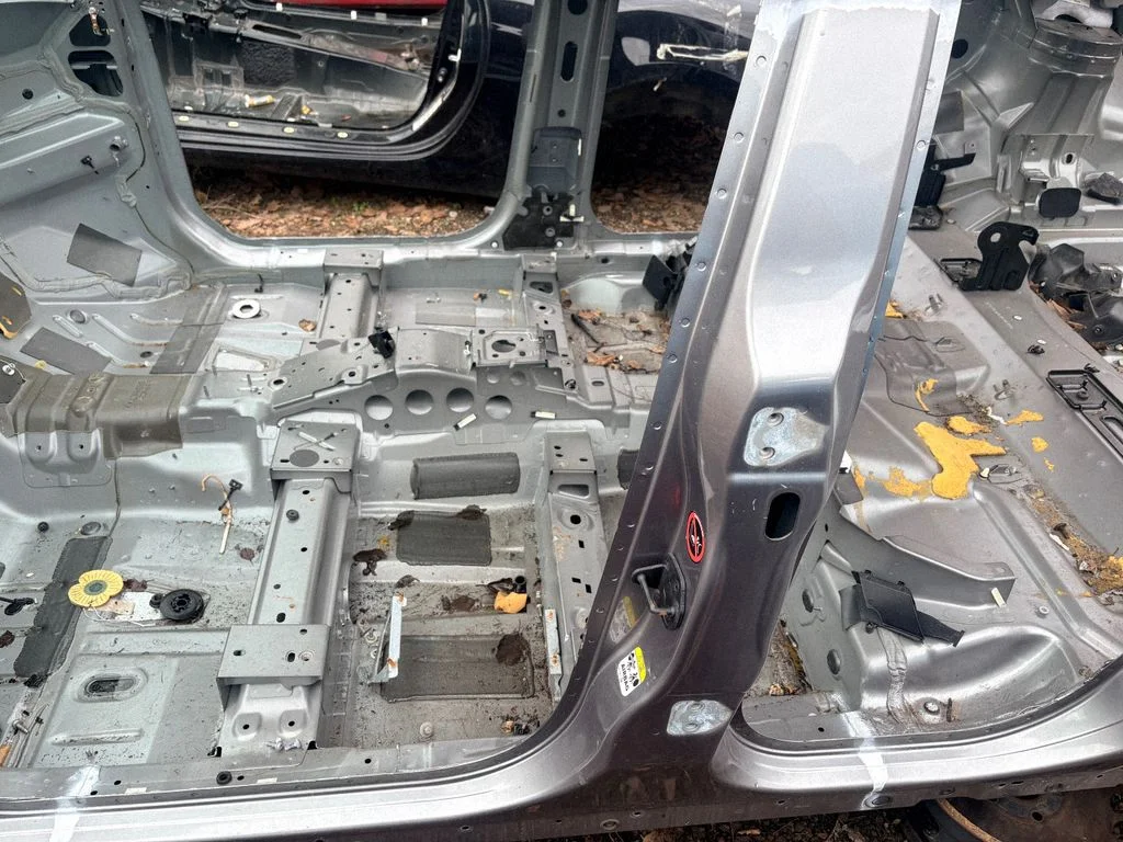 Kerepost (keskmine) – Land Rover Evoque I (2011-2018)