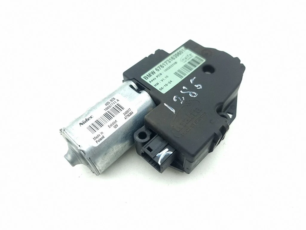 Jumta lūkas motoriņš/piedziņa 10025374B