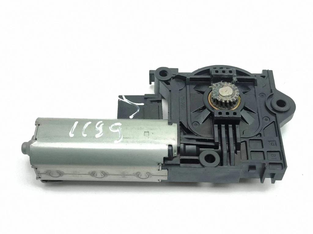 Sunroof motor/actuator 19991050086A