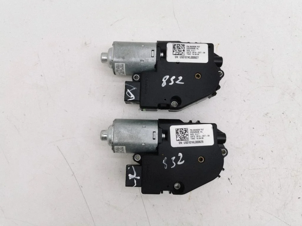 Sunroof motor/actuator 2923226F07