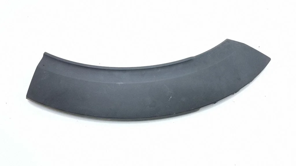 Nakładka nadkola tylnego 7389360