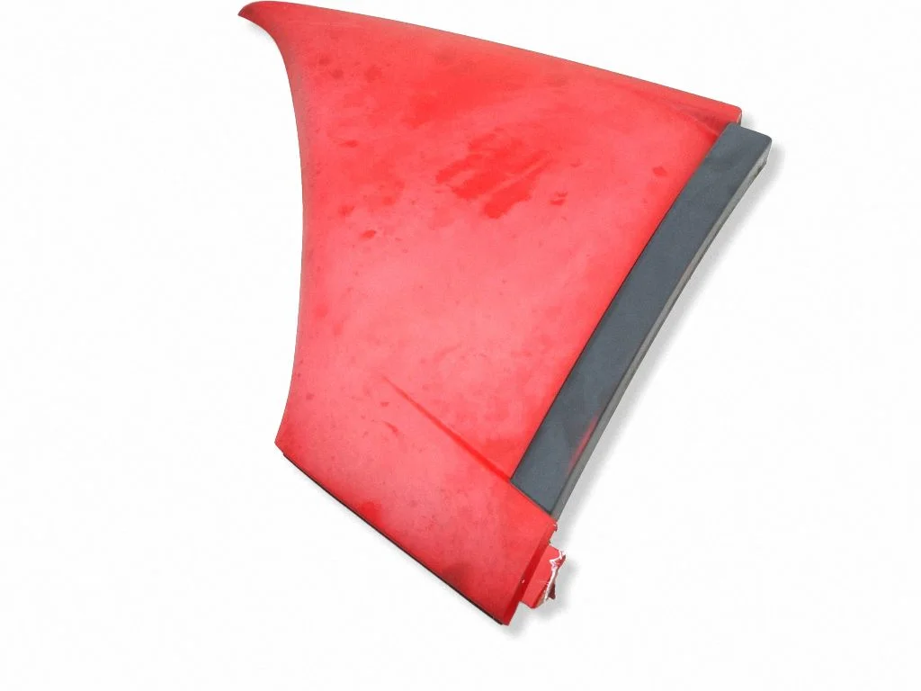 Rear arch trim MR396929