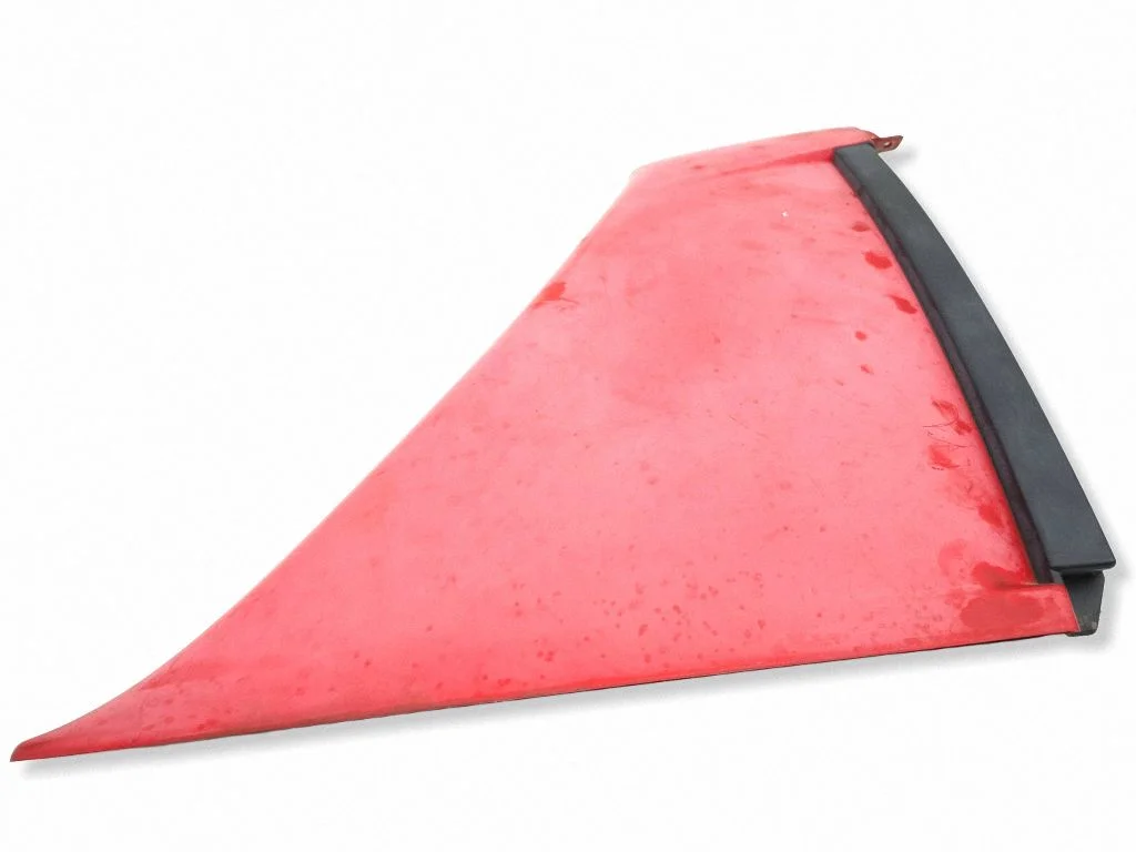 Rear arch trim MR396930