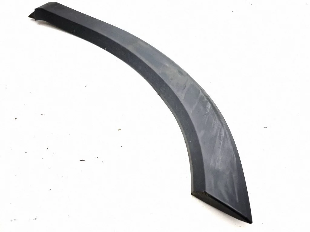 Rear arch trim 7507848010
