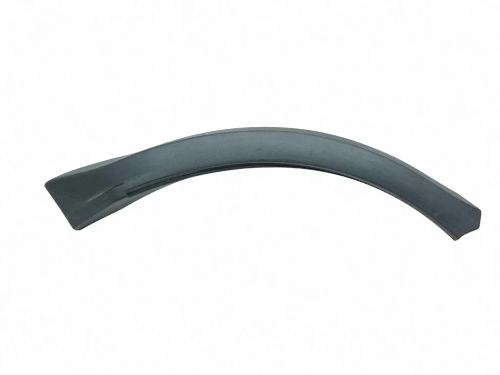 Rear arch trim – left
