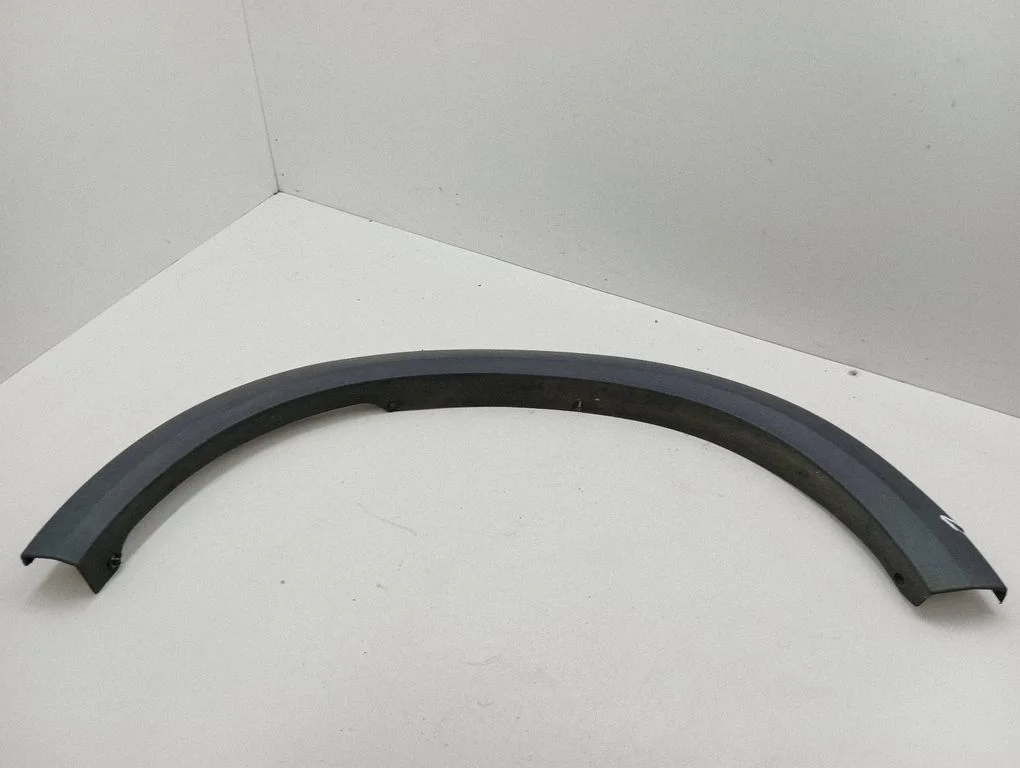Rear arch trim – Volvo XC90 (2003-2006)