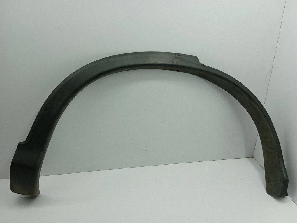 Rear arch trim 74410T1GE